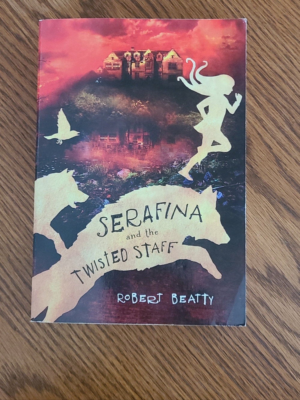 Serafina and the Twisted Staff
